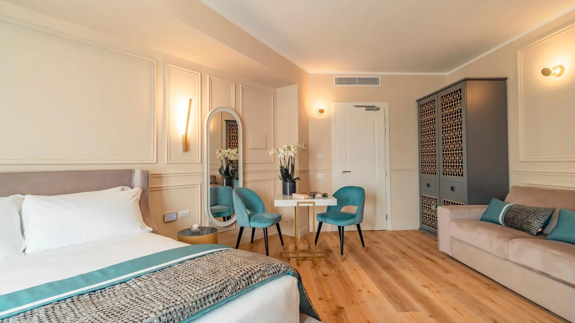 Trevi Imperial Suite 1 Rome Italy
