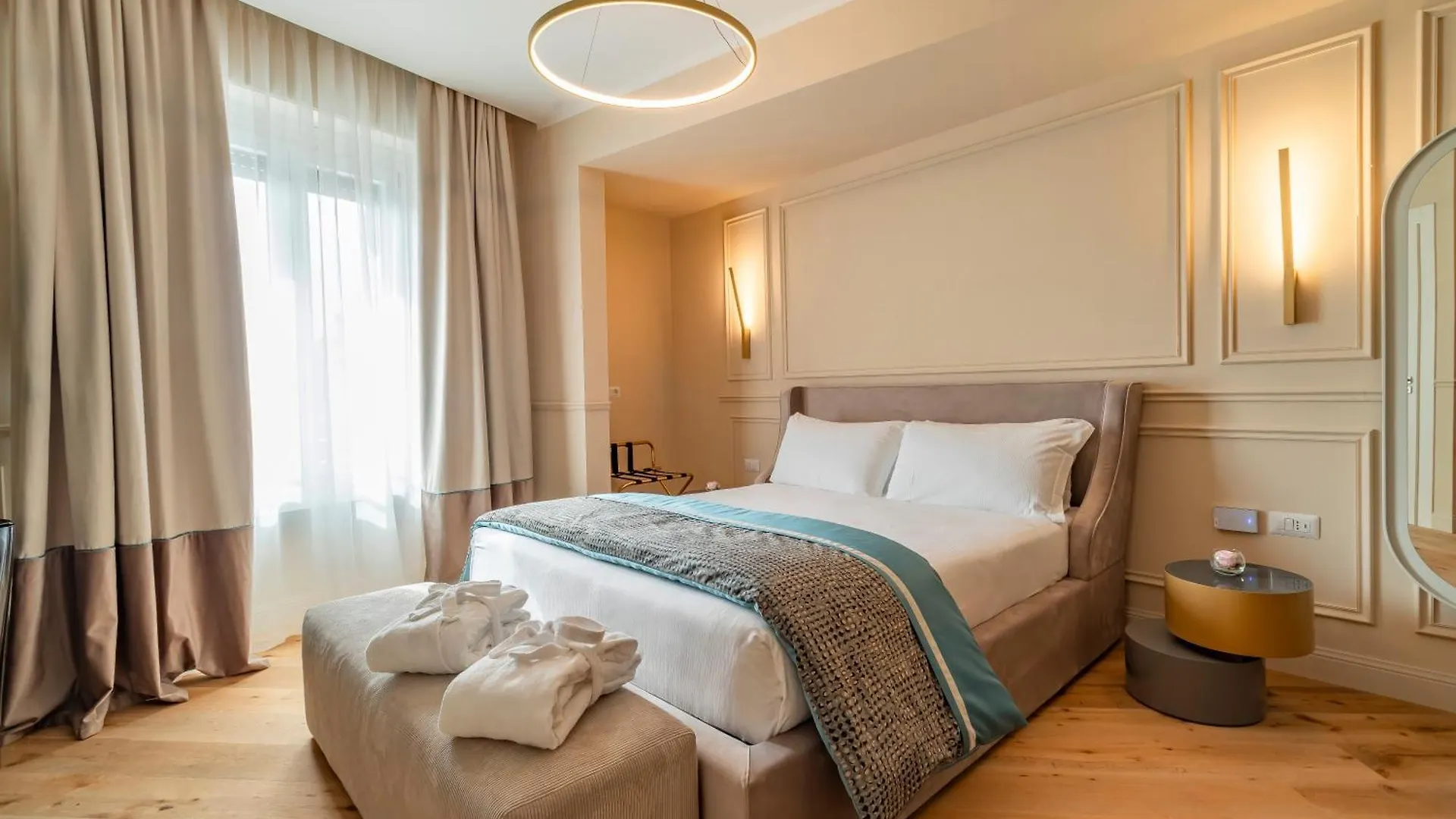 Trevi Imperial Suite 1 Rome 0*,